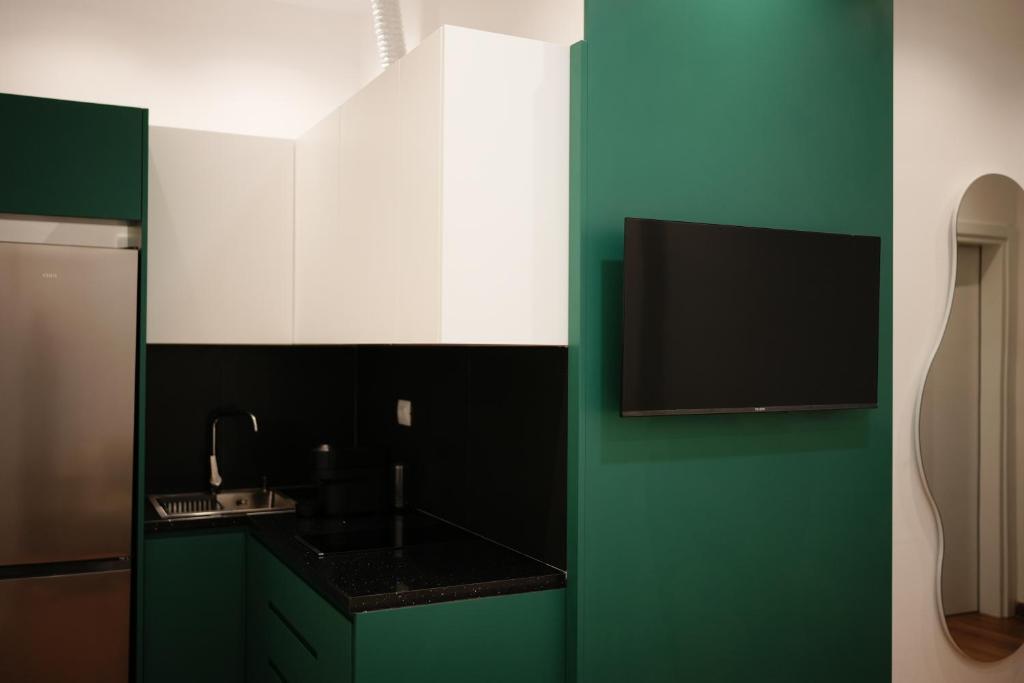 Free Parking and Beach Access